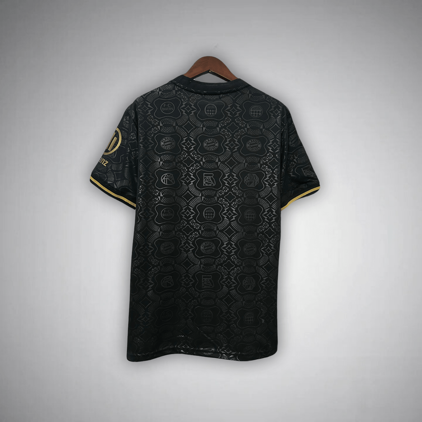 FC Bayern "Luxe Chrome" Premium Kit